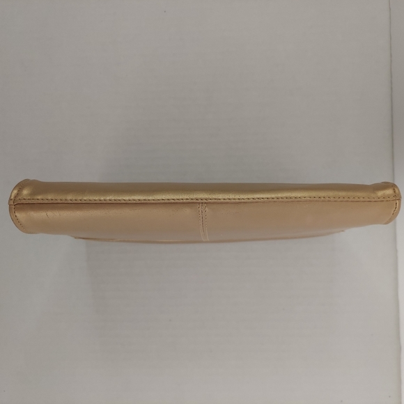 Vintage Bueno Champagne Gold Clutch Bag Price Firm - Picture 4 of 15